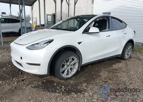 2023 Tesla Model Y Awd/Long Range Dual Motor All-Wheel Drive from USA, damaged, VIN 7SAYGDEE9PA150999